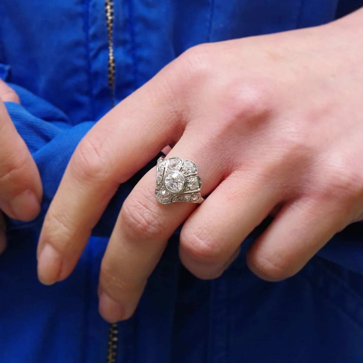 Bague en platine et diamants - Image 2