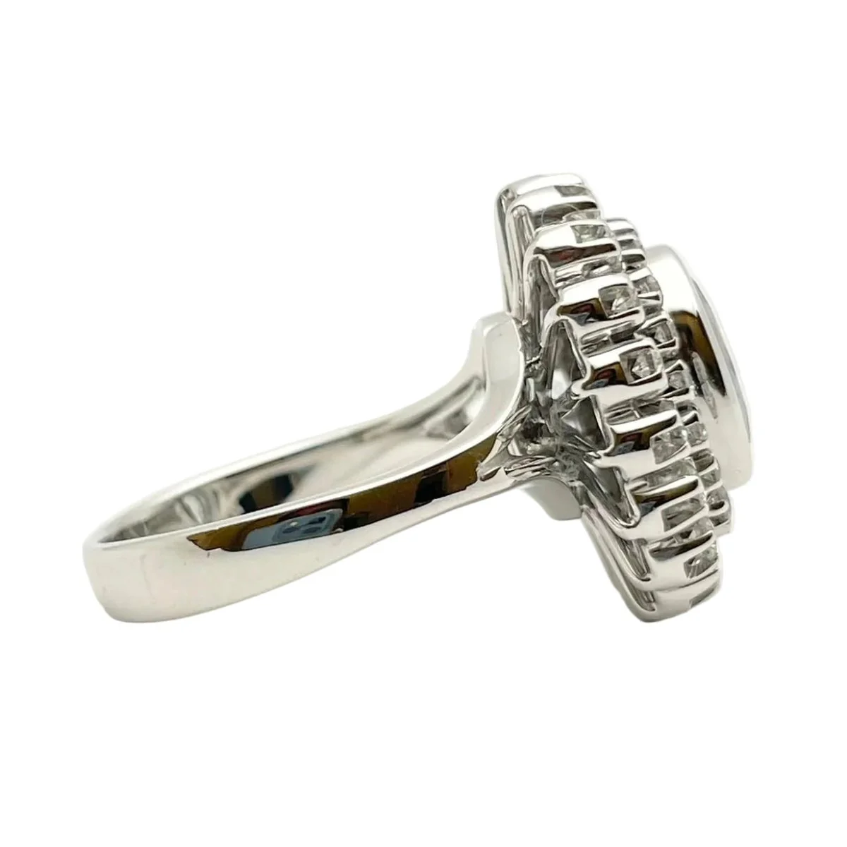Bague Entourage en or blanc, aigue-marine et diamants - Image 5