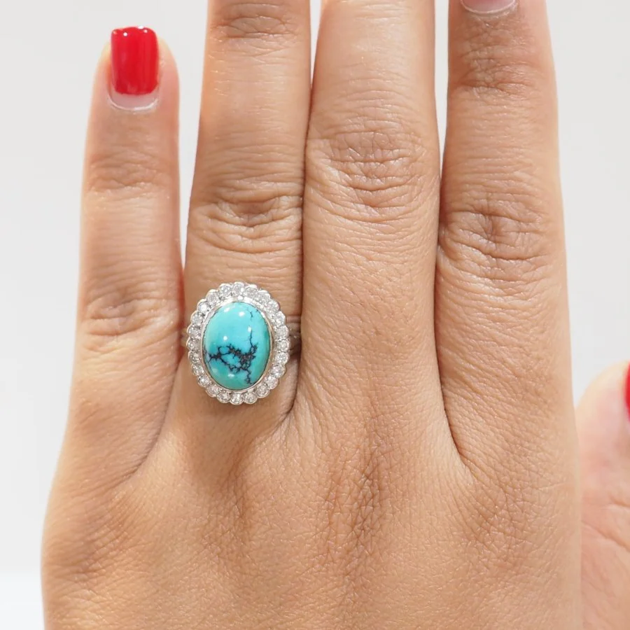 Bague Pompadour en or blanc, turquoise et diamants - Image 2