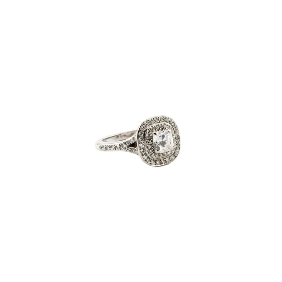 Bague Entourage en or blanc et diamants - Image 3