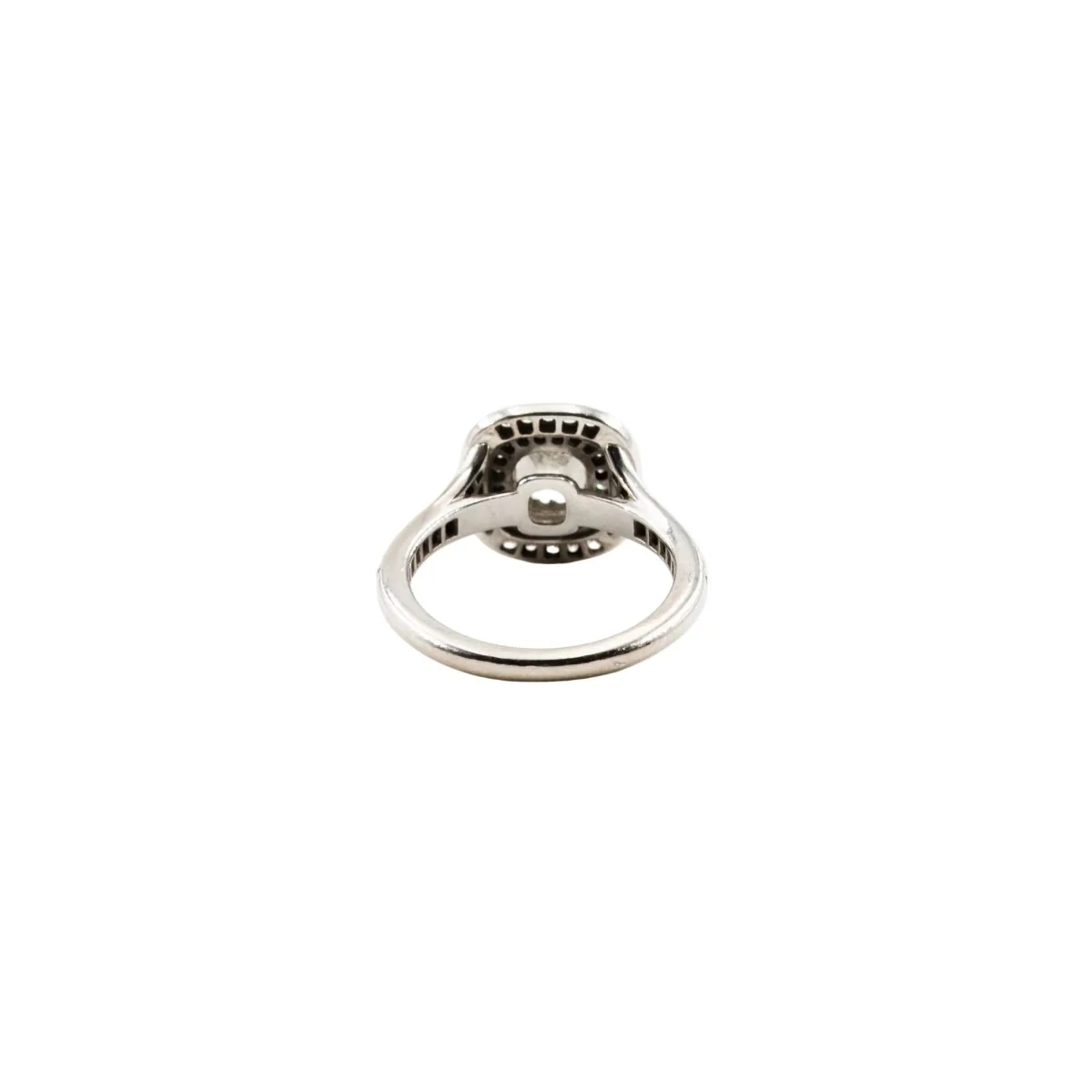 Bague Entourage en or blanc et diamants - Image 5