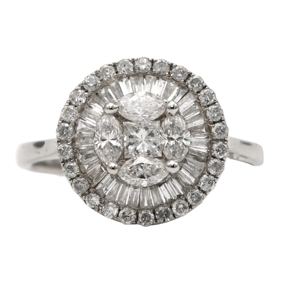 Bague Entourage en or blanc et diamants