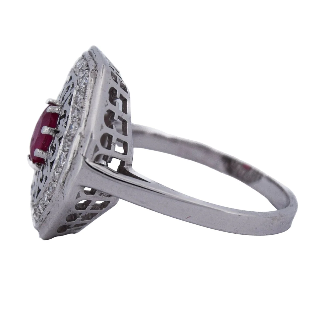 Bague Entourage en or blanc, rubis et diamants - Image 4