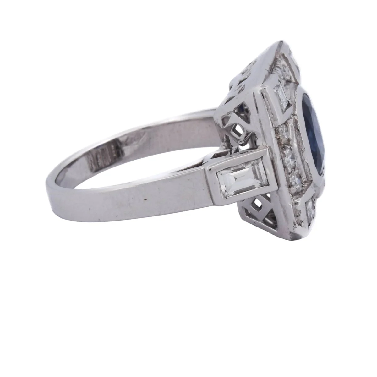 Bague Entourage en or blanc, saphir et diamants - Image 6