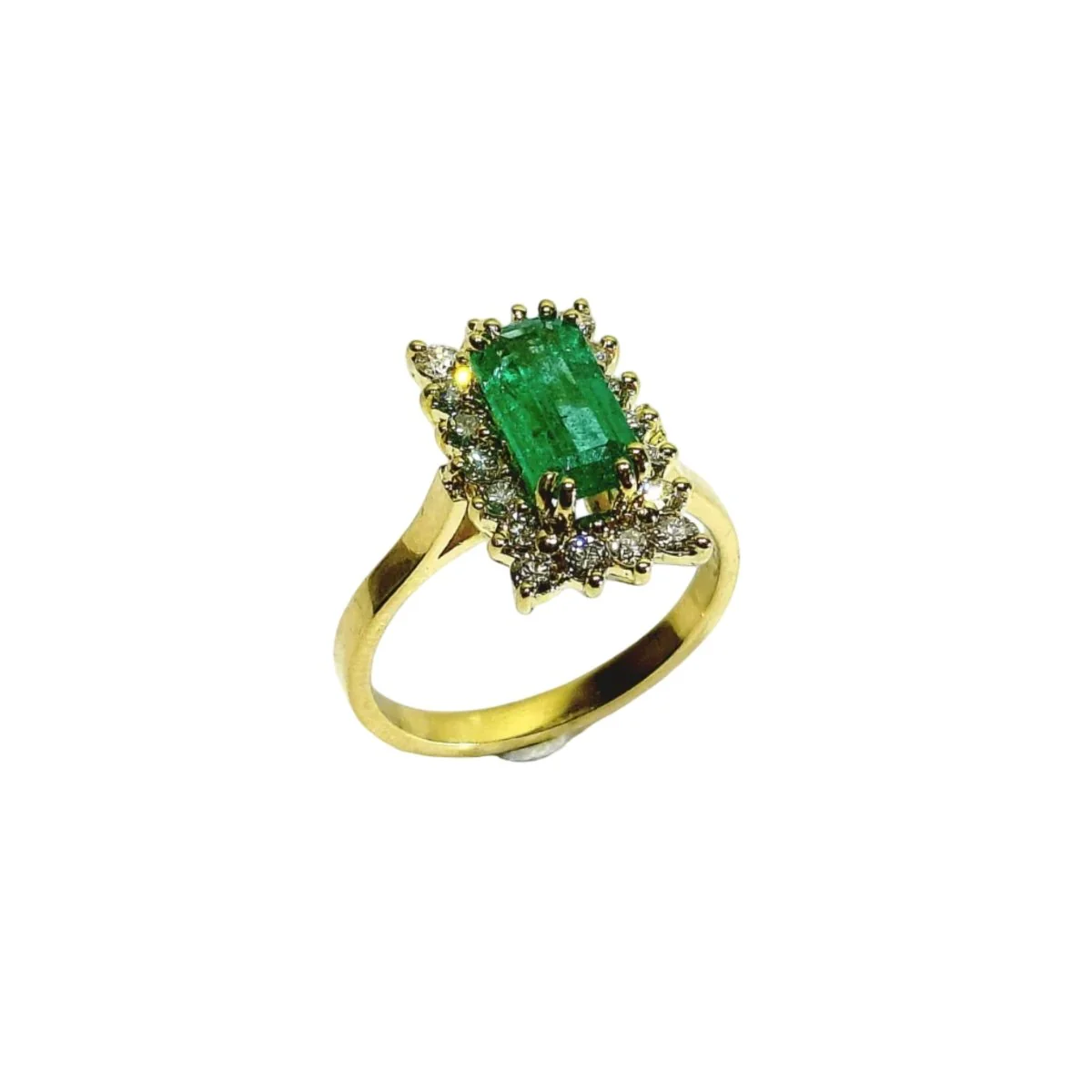 Bague Entourage en or jaune, émeraude et diamants - Image 9