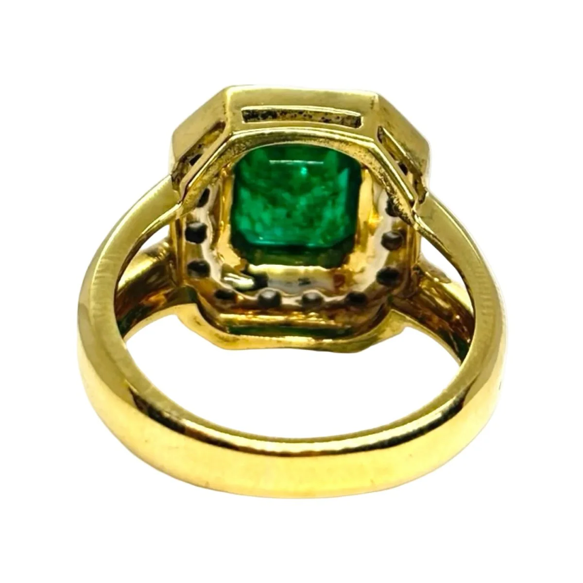 Bague Entourage en or jaune, émeraude et diamants - Image 4