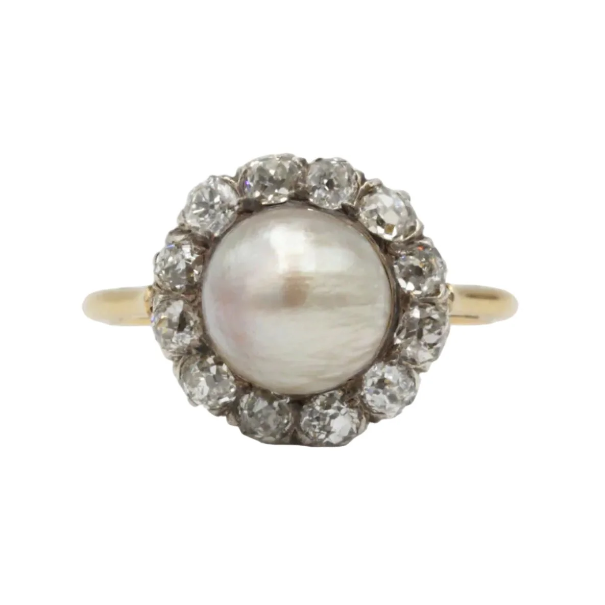 Bague Entourage en or jaune, perle et diamants
