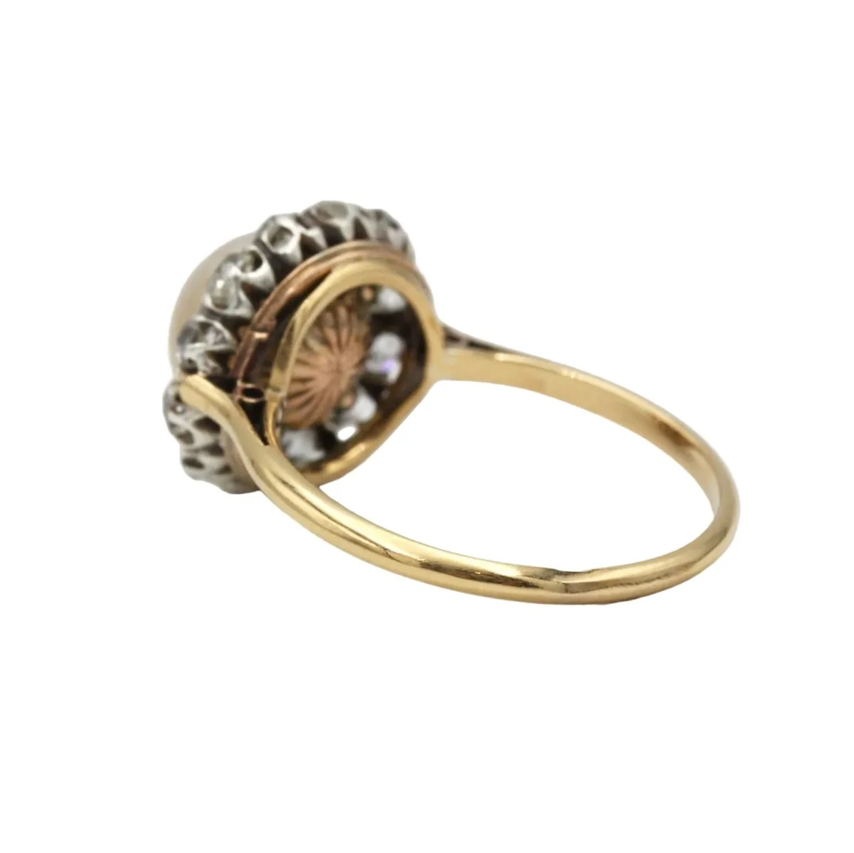 Bague Entourage en or jaune, perle et diamants - Image 4
