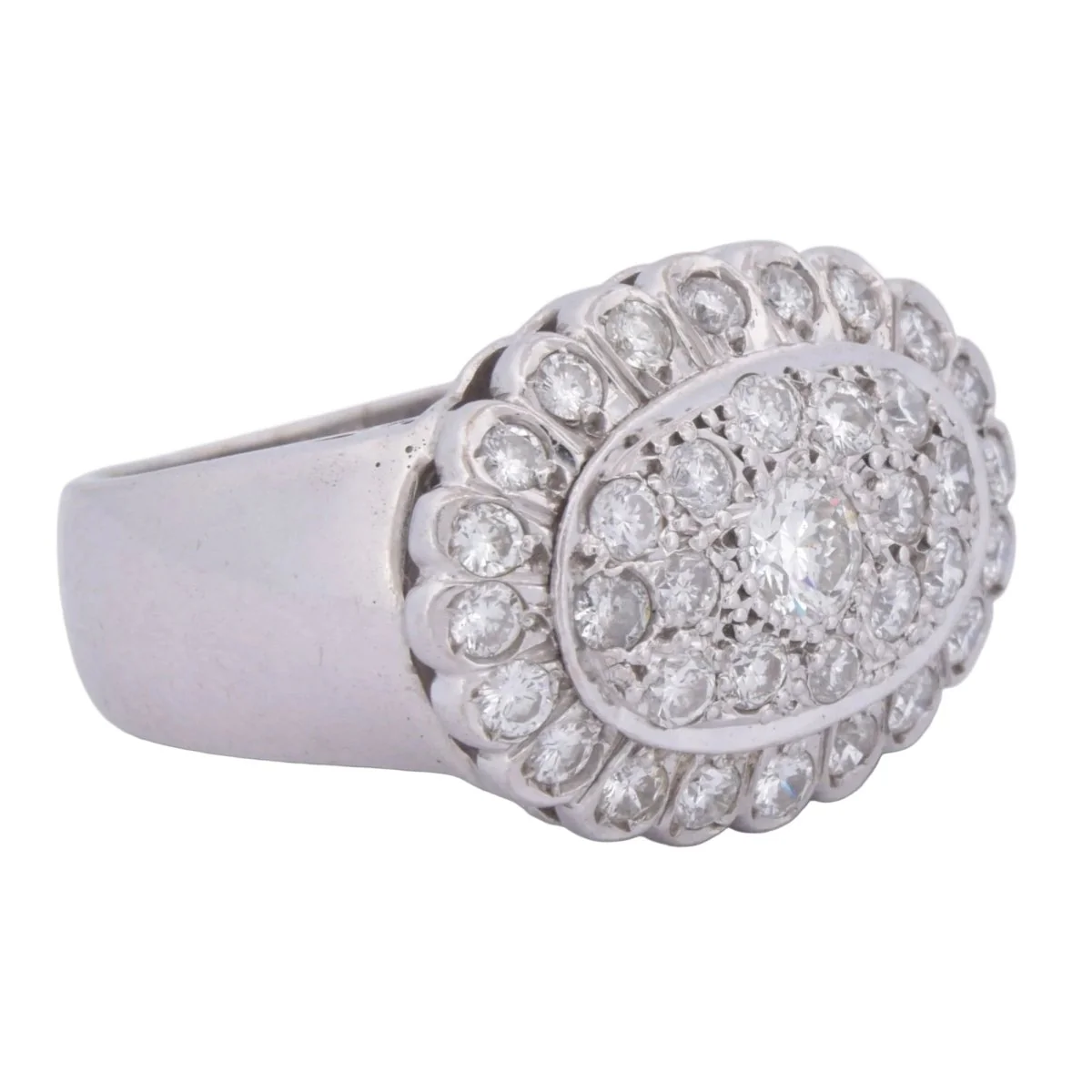 Bague Entourage en or blanc et diamants - Image 5
