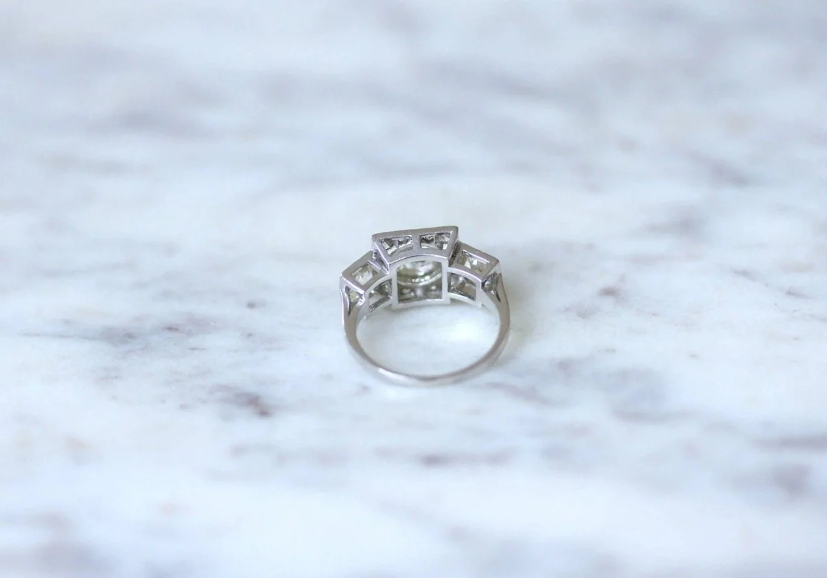 Bague 3 diamants Art Deco - Image 12