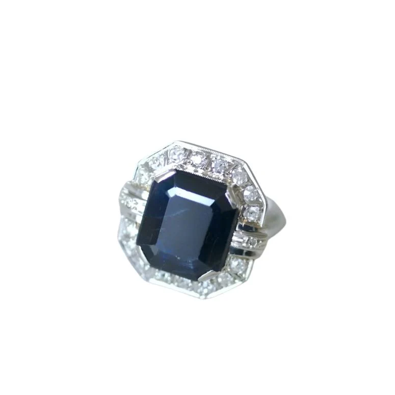 Bague Art Déco hexagonale en or blanc, saphir et diamants - Image 5