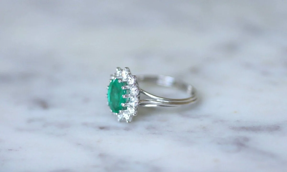 Bague marguerite émeraude & diamants - Image 4