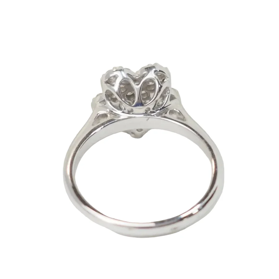 Bague Marguerite en or blanc et diamants - Image 6