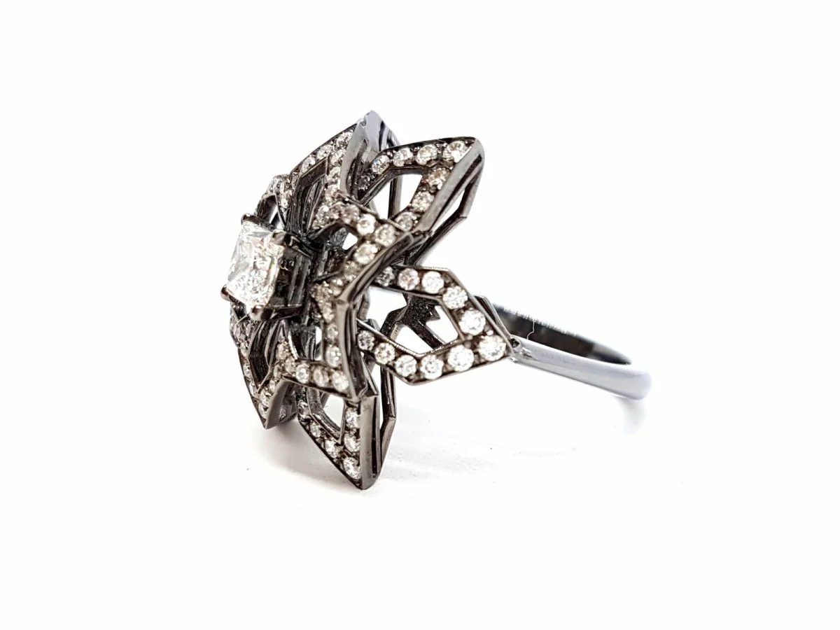 Bague Fleur Or noir Diamant - Image 13
