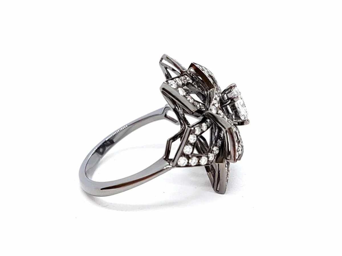 Bague Fleur Or noir Diamant - Image 9