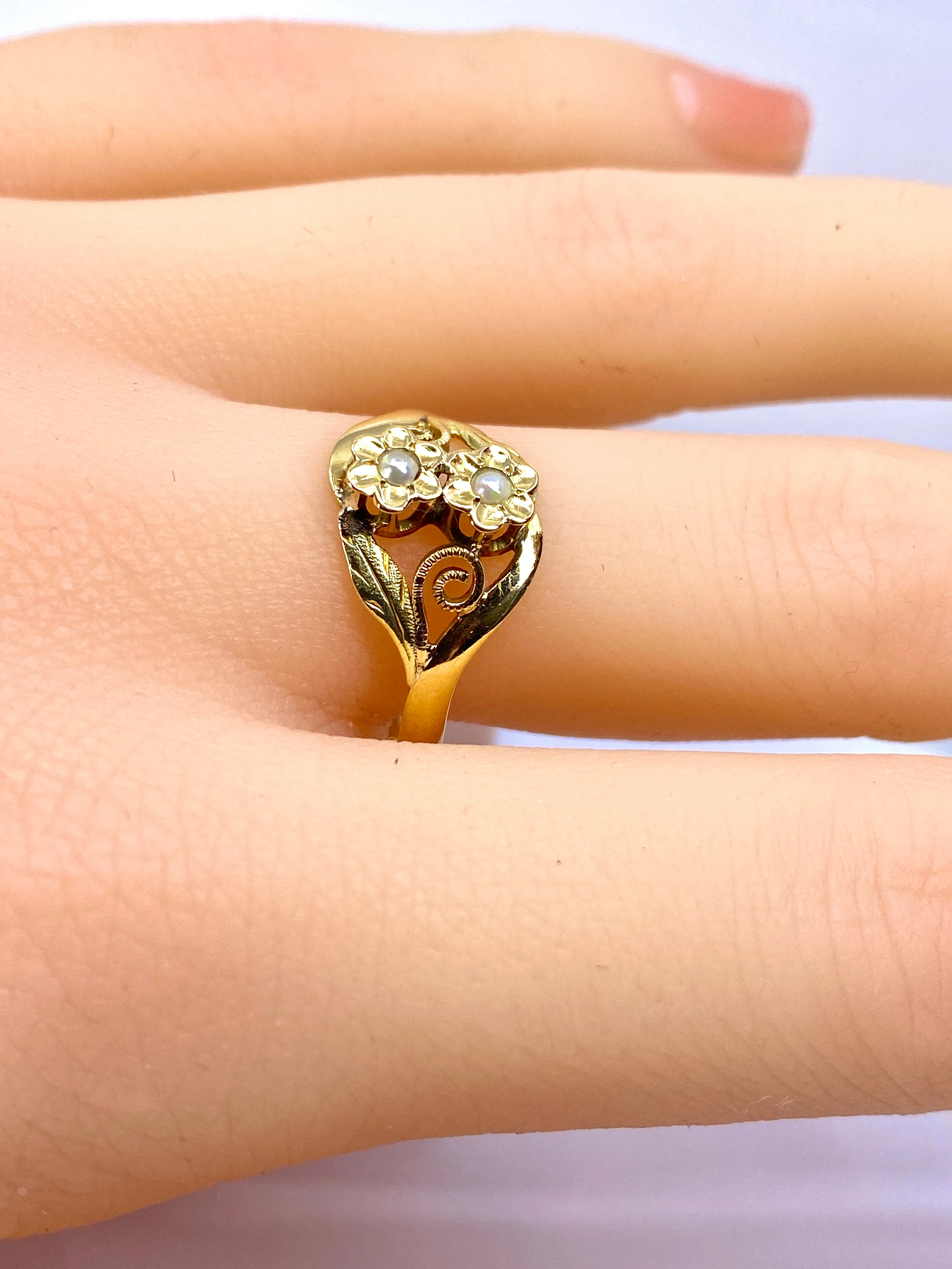 Bague Fleurettes en or et perles de culture - Image 4