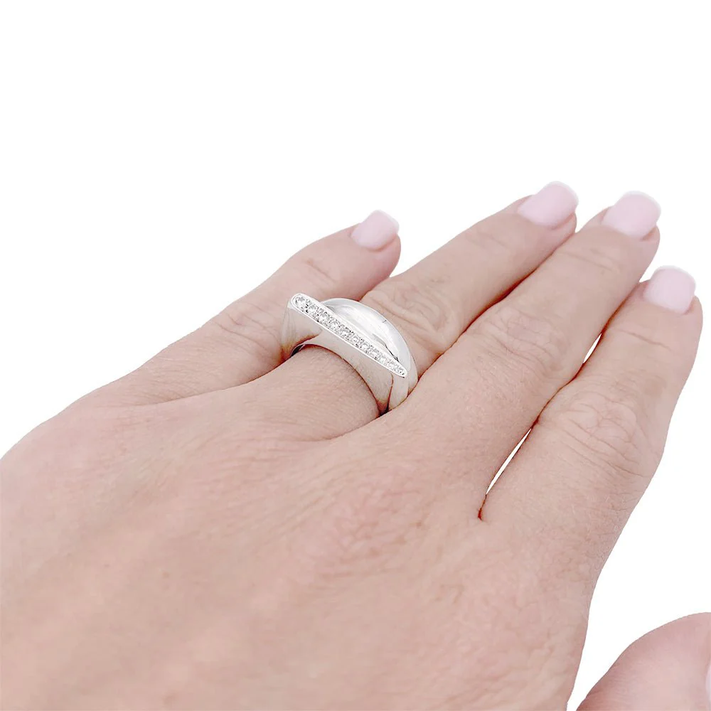 Bague Fred, "Success", en or blanc et diamants. - Image 2