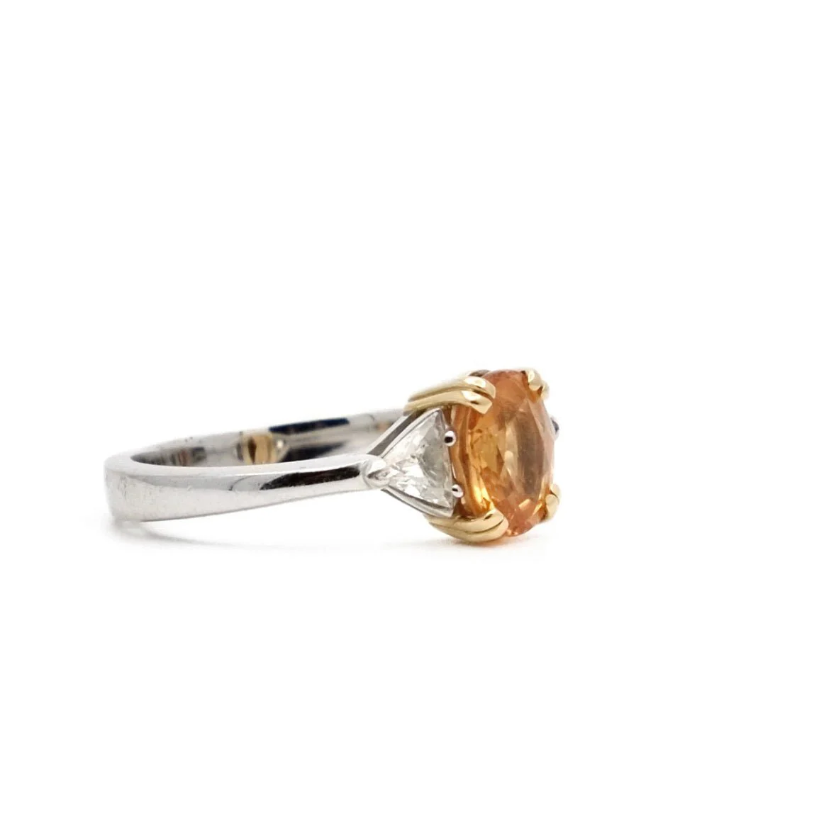 Bague Solitaire en or blanc, grenat et diamants - Image 3