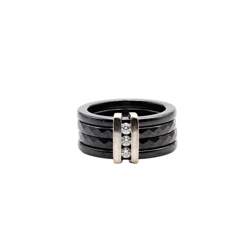 Bague Bandeau GUY LAROCHE en or blanc, céramique et diamants