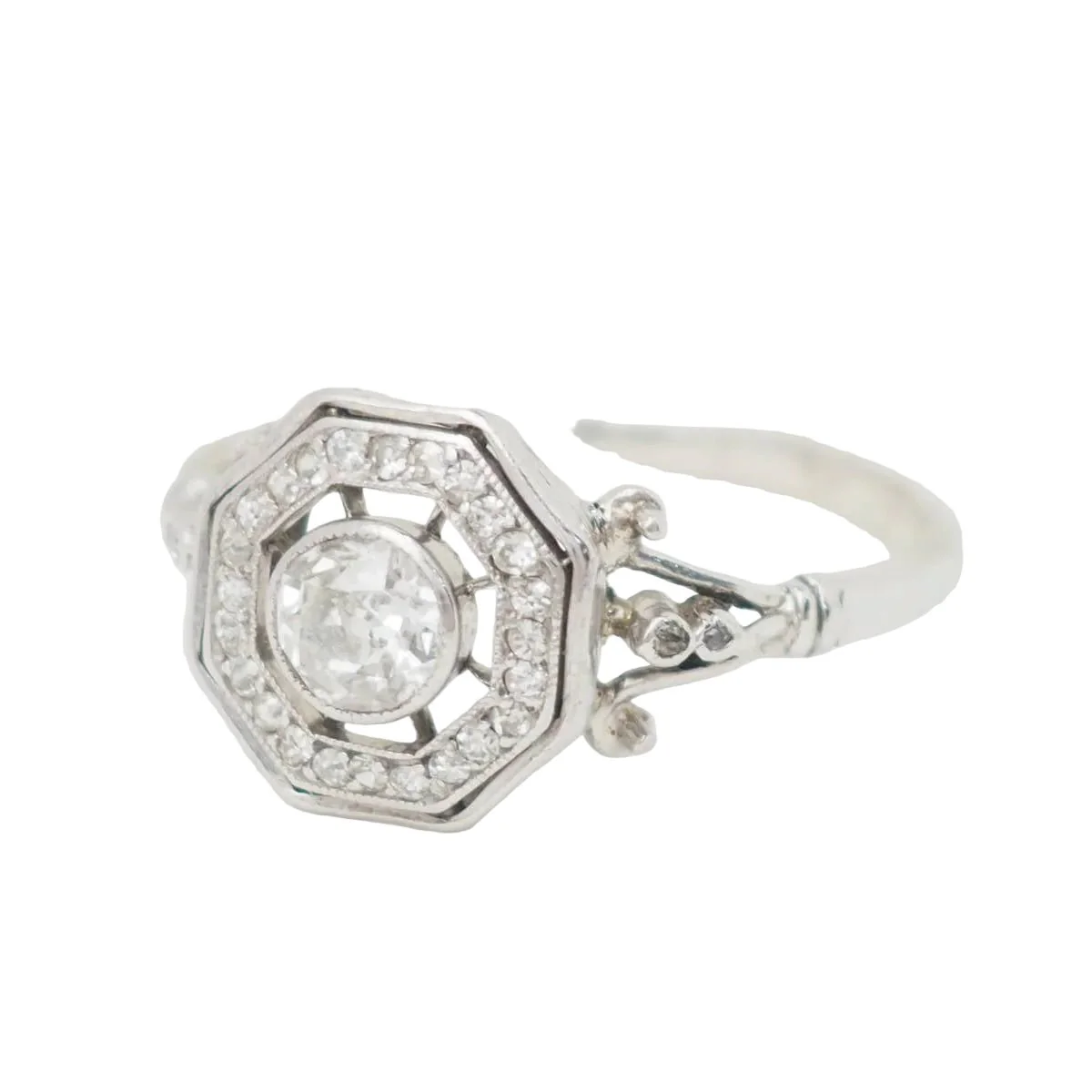 Bague Entourage en or blanc et diamants - Image 5