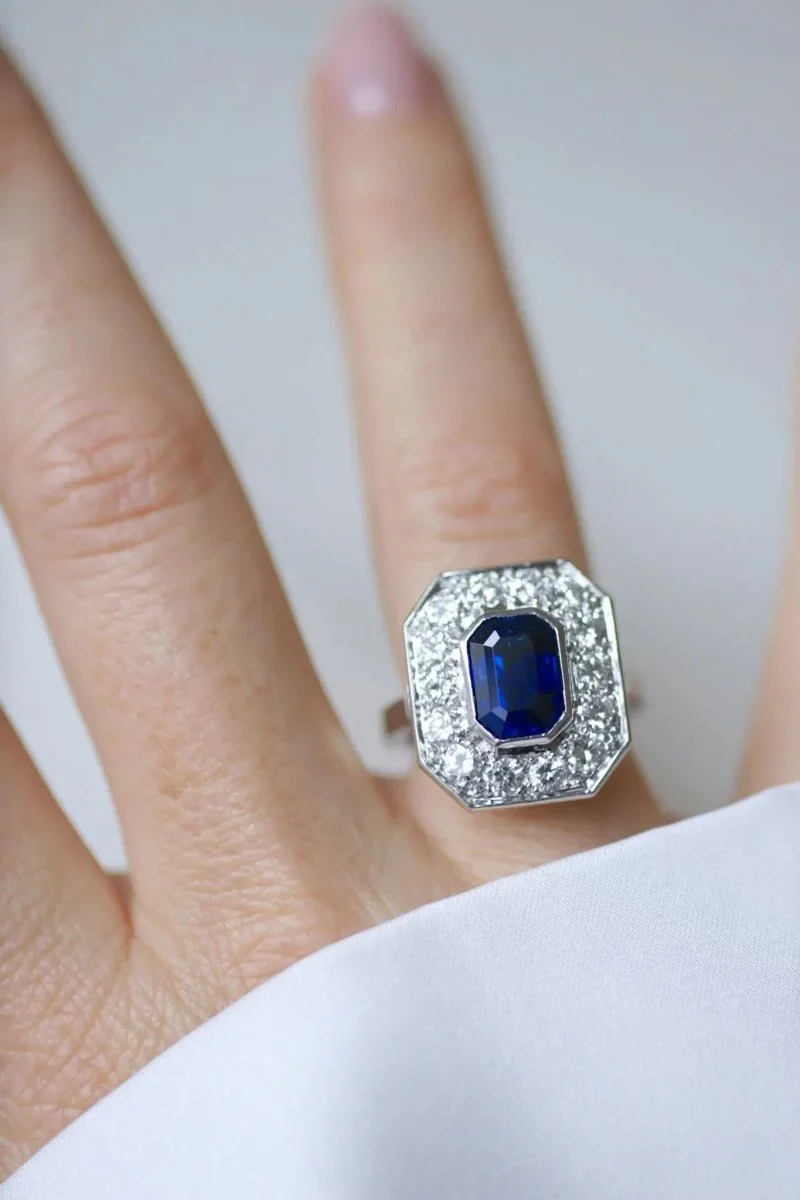 Bague Octogonale Saphir et Diamants en Platine - Image 5