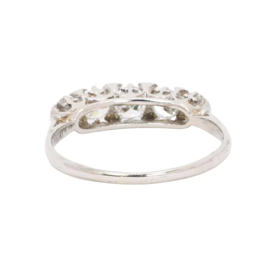 Bague Jarretière en platine et diamant - Image 6