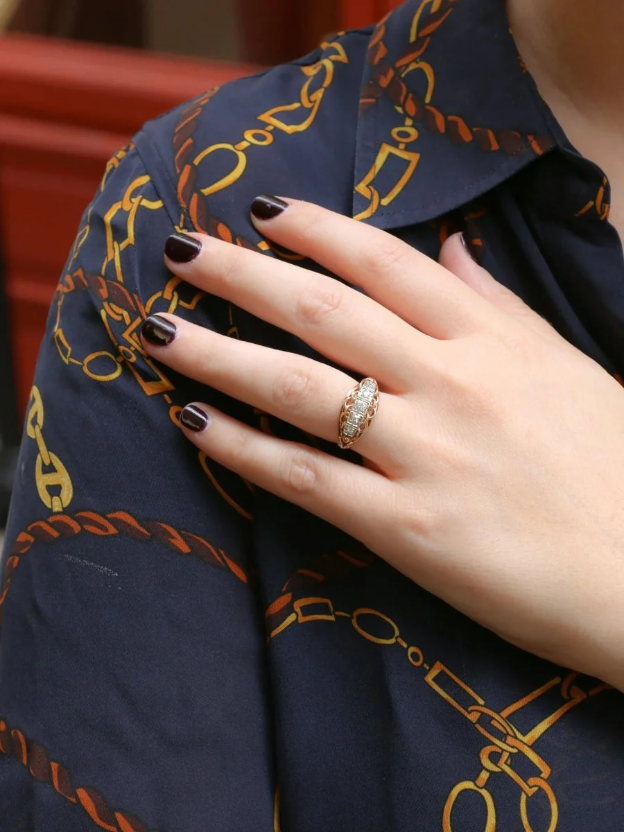 Bague jarretière vintage en or et diamants - Image 9