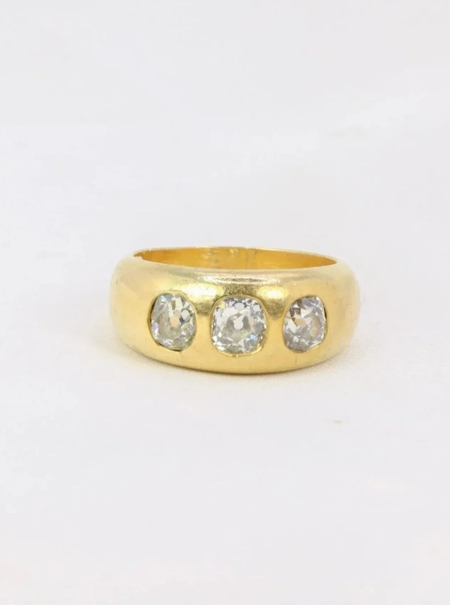 Bague jonc or diamants taille ancienne