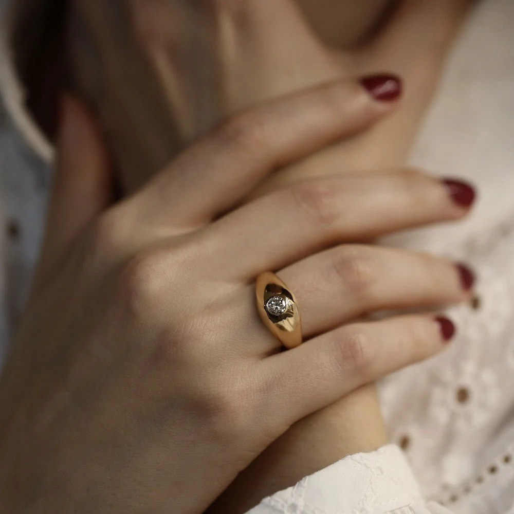 Bague Jonc en or jaune et diamant - Image 2