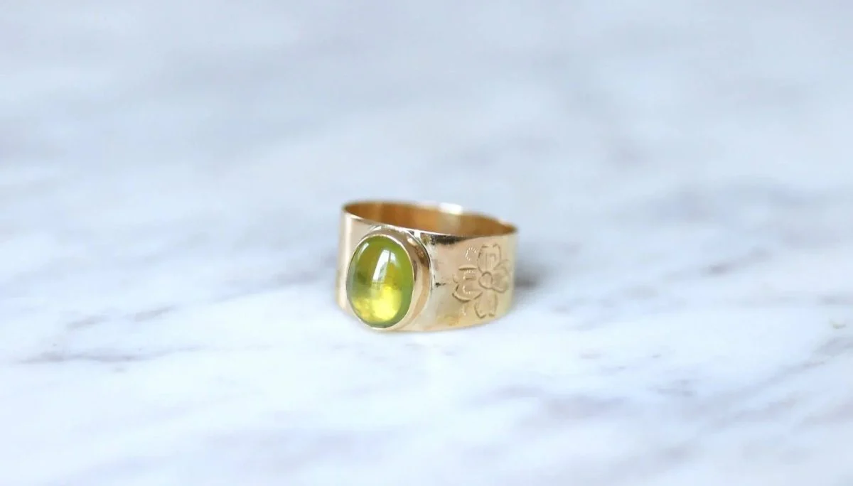 Bague bandeau or rose et cabochon péridot - Image 4
