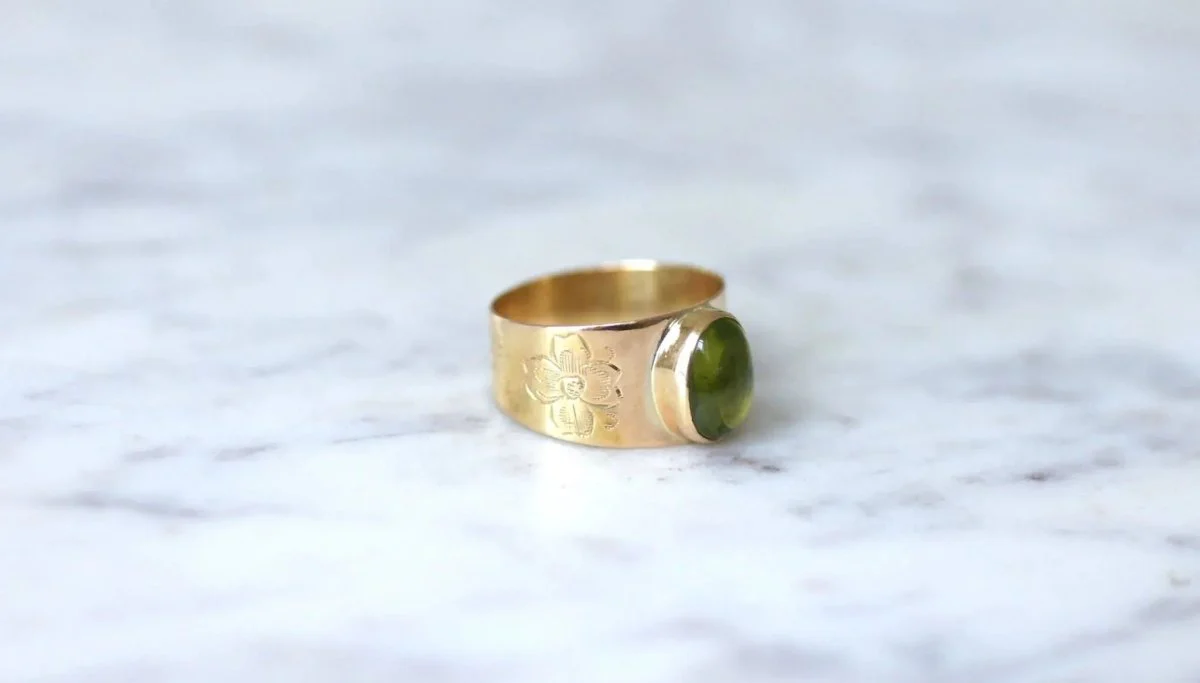 Bague bandeau or rose et cabochon péridot - Image 7