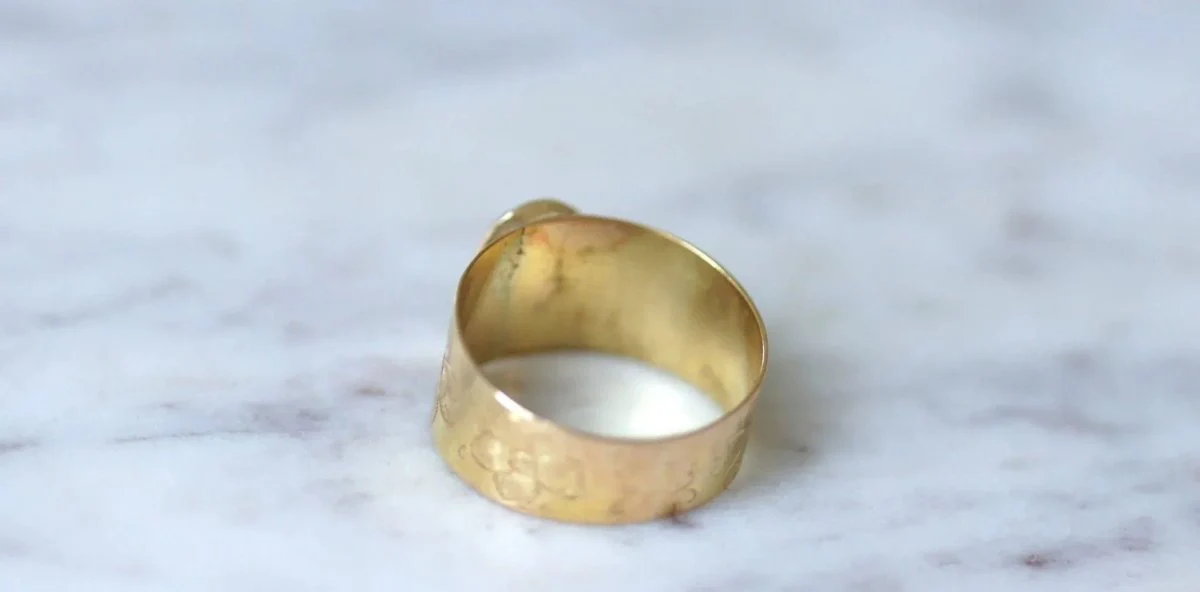 Bague bandeau or rose et cabochon péridot - Image 9