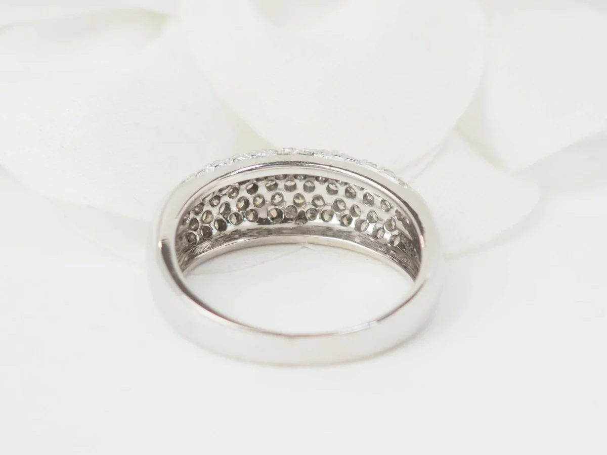 Bague jonc en or blanc et diamants - Image 7