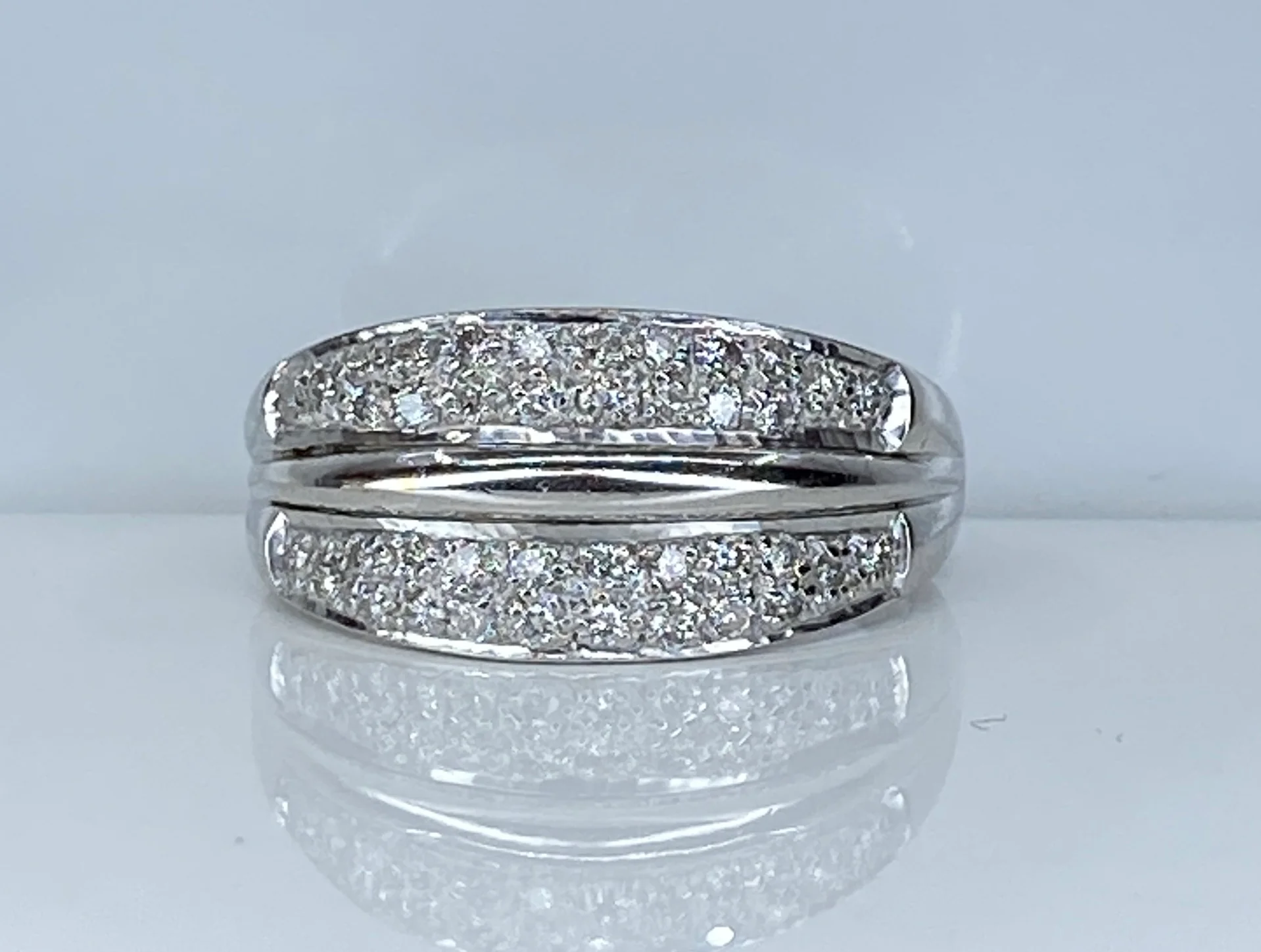 Bague Jonc en or et diamants - Image 8