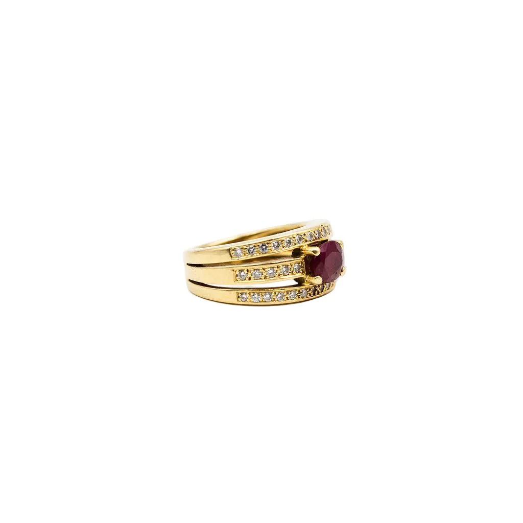Bague Jonc en or jaune, rubis et diamants - Image 3