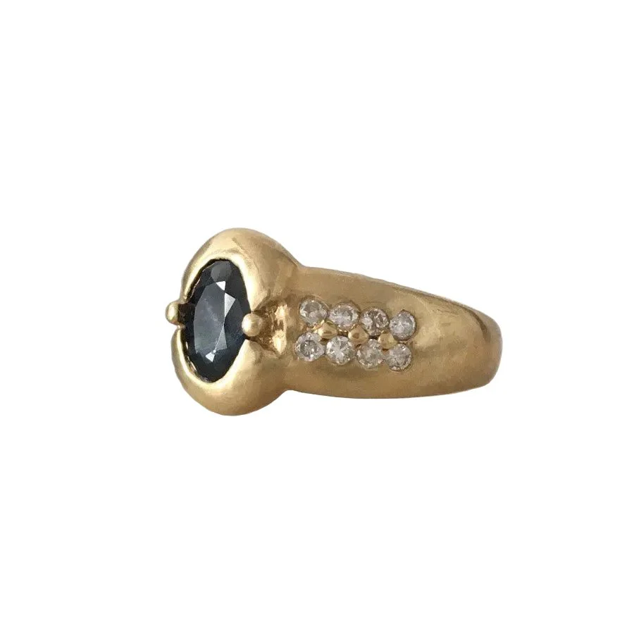 Bague Jonc en or jaune, saphir et diamants - Image 3