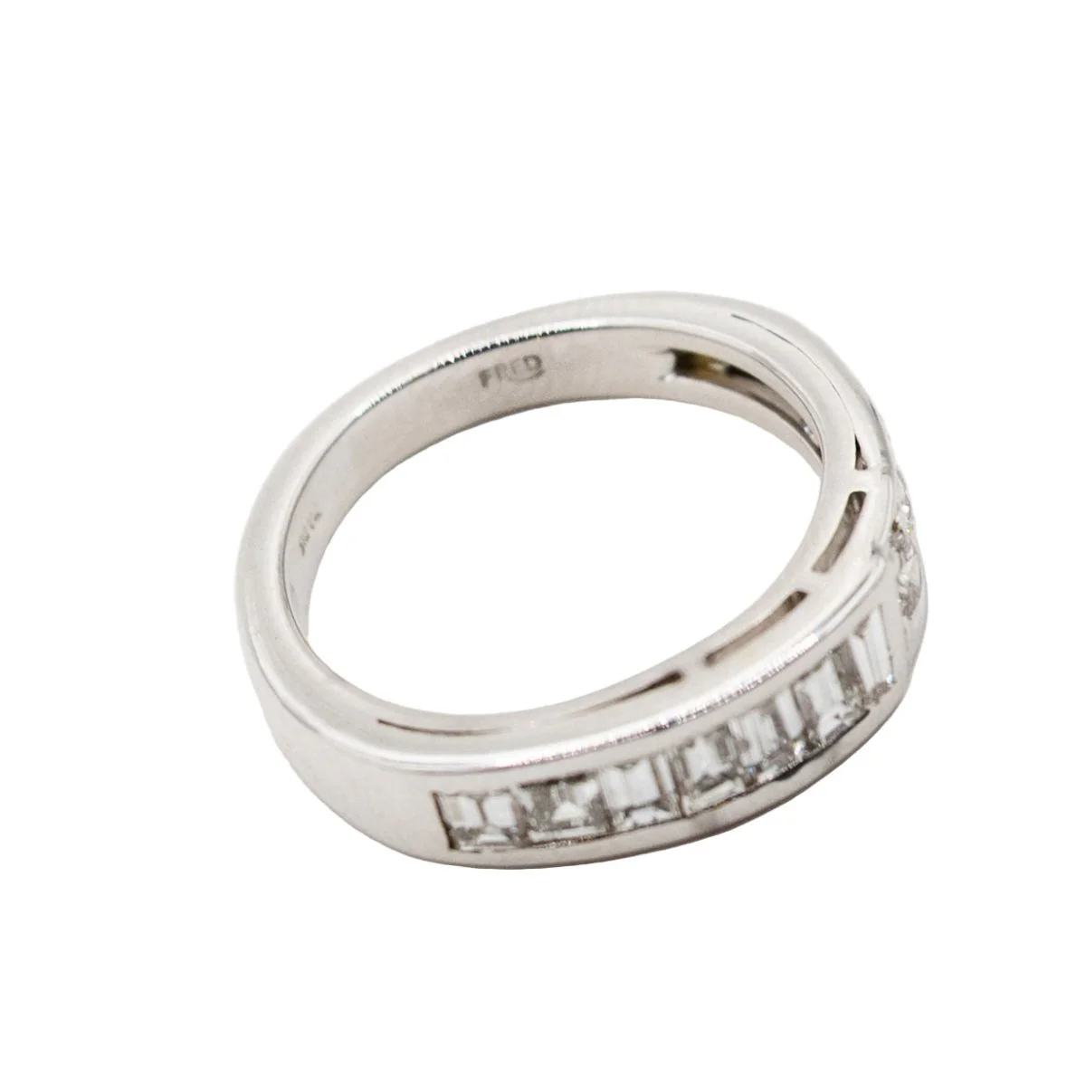 Bague Jonc FRED en or blanc et diamants - Image 9