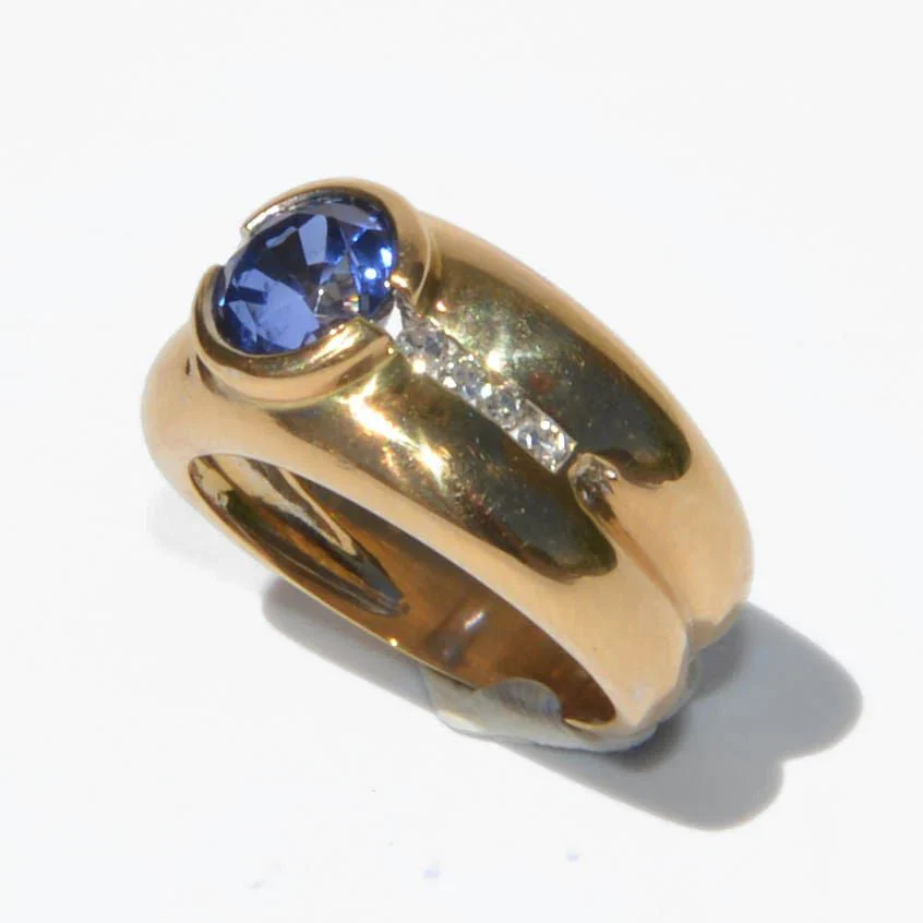 Bague jonc or jaune ornée d'un saphir taille ronde et diamant - Image 2