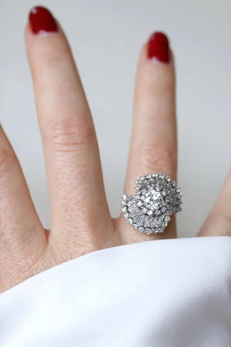 Bague Jupe Diamant Baguette 3.34 Cts Or Blanc - Image 4