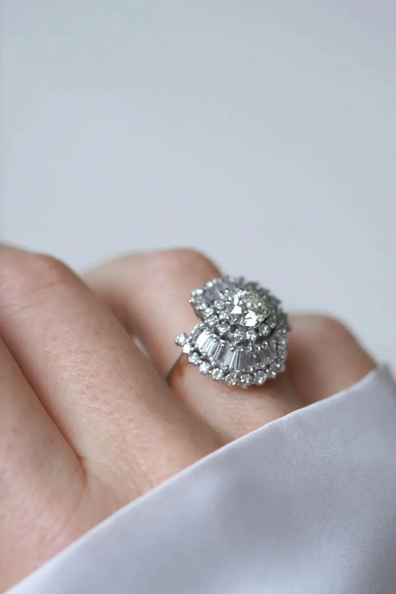Bague Jupe Diamant Baguette 3.34 Cts Or Blanc - Image 6