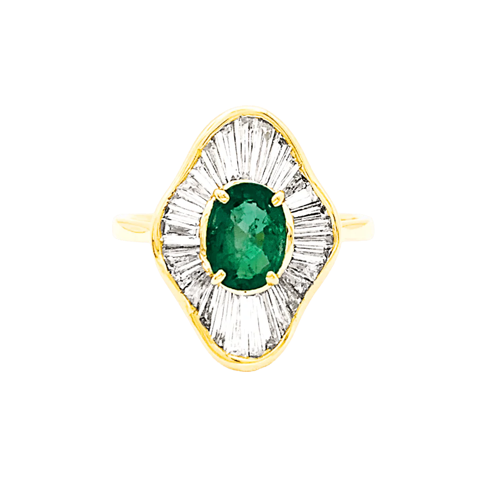 Bague Entourage en or jaune, émeraude et diamants