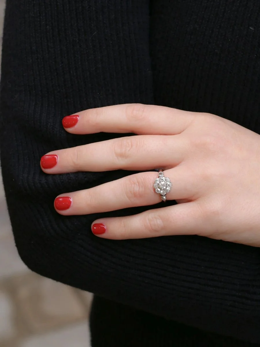 Bague marguerite en or jaune et diamants - Image 8