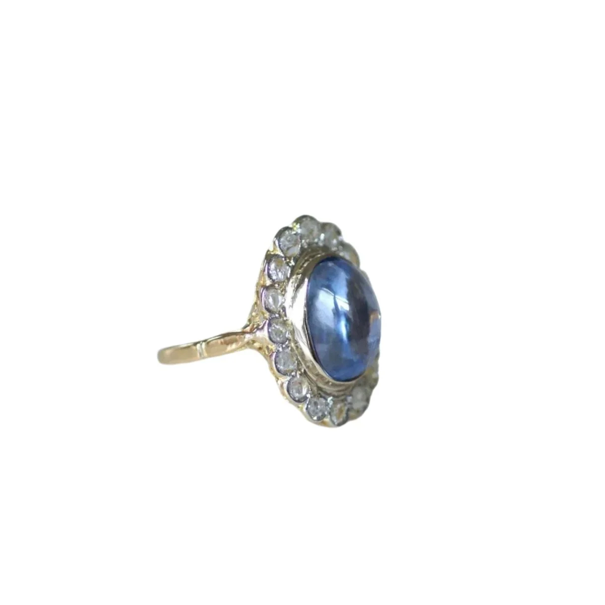 Bague Marguerite en or, platine, saphir et diamants - Image 3