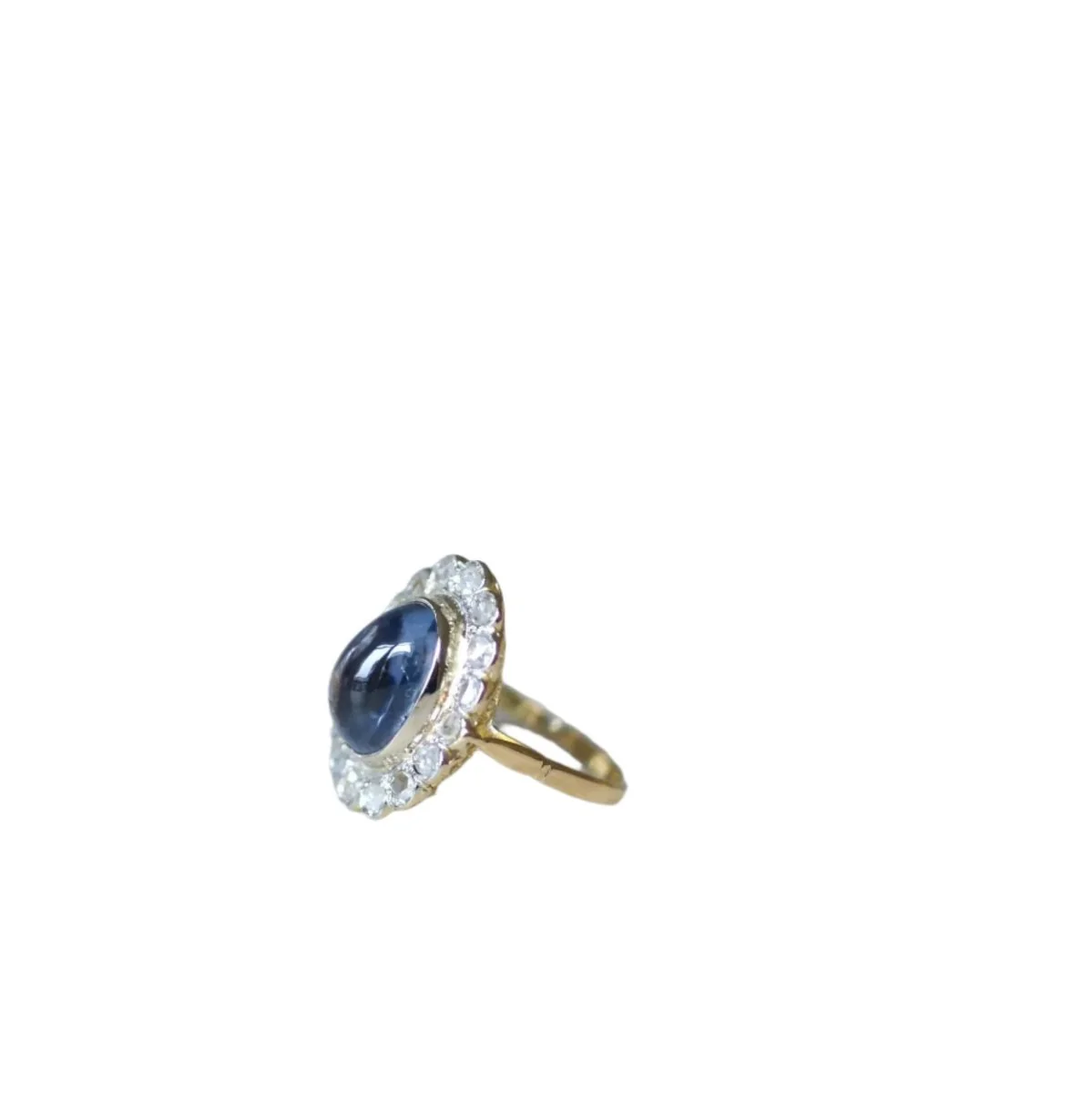 Bague Marguerite en or, platine, saphir et diamants - Image 4