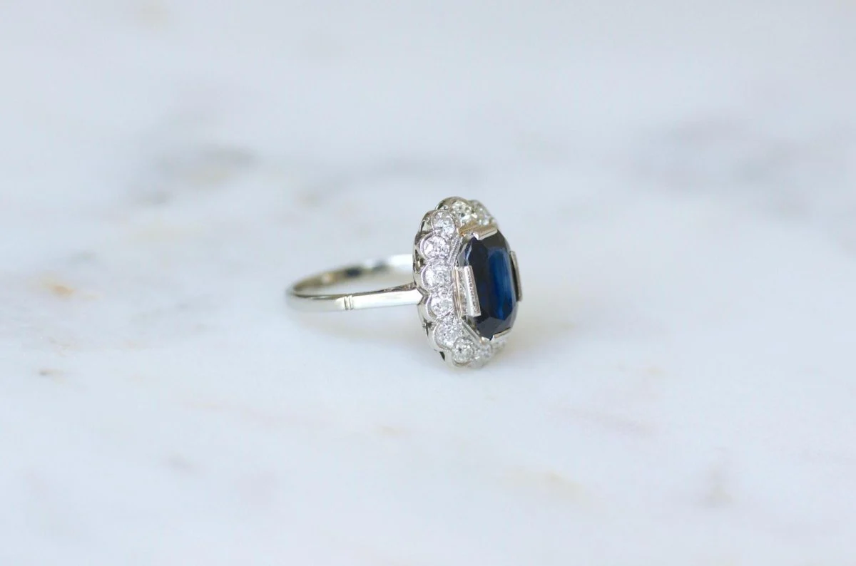 Bague Marguerite Art Déco Saphir 3,00 Cts & Diamants - Image 4