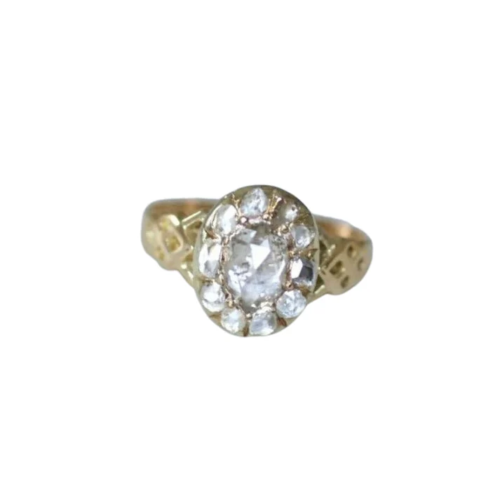 Bague marguerite diamant rose couronnée