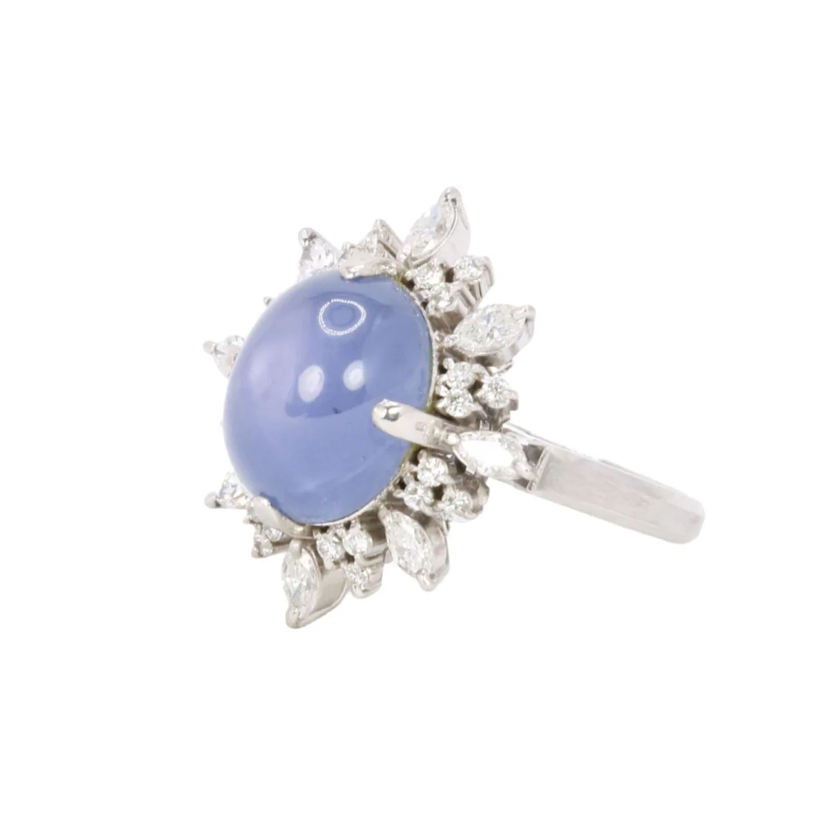 Bague Marguerite en platine, saphir et diamants - Image 3
