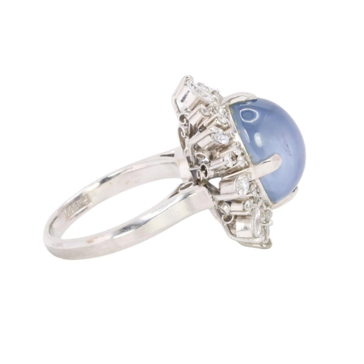 Bague Marguerite en platine, saphir et diamants - Image 6