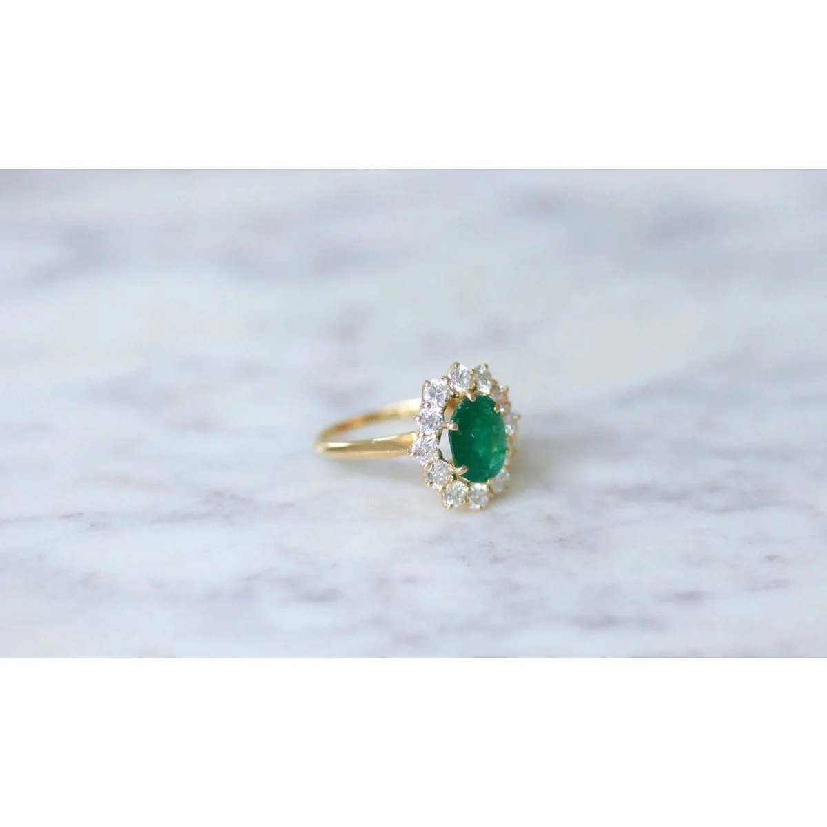 Bague marguerite émeraude 2,00 Cts et diamants - Image 3