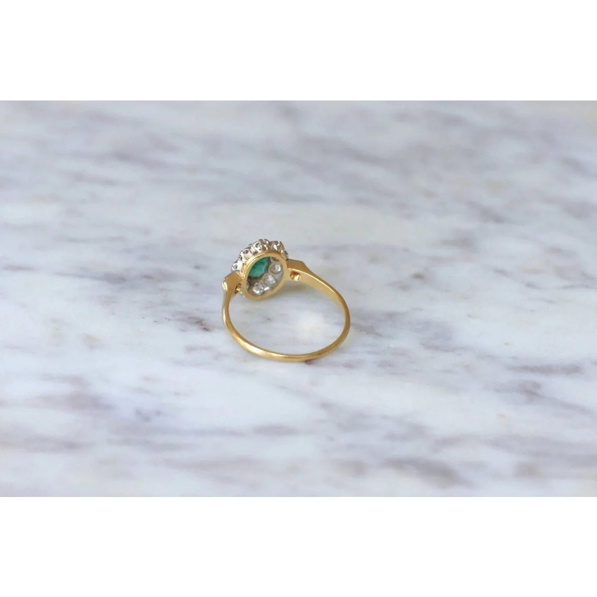 Bague marguerite émeraude et diamants sur or - Image 5